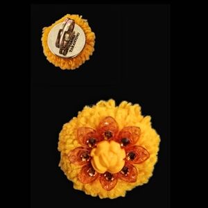 Vintage Tarina Tarantino Swarovski Crystal Yarn Adjustable Ring